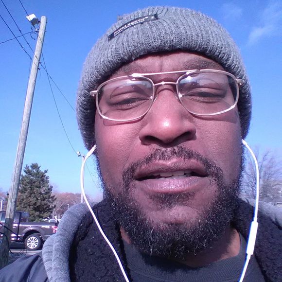 Meet your Posher, David - Picture 1 of 1